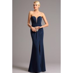 Společenské elegantní tmavě modré dlouhé šaty bez ramínek s rafinovaným zdobeným průsvitným prvkem v dekoltu