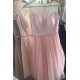 Rozkošné dívčí společenské světle růžové šatičky s tylovou krátkou sukní a krajkovým živůtkem