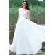 Svatební bílé jednoduché šaty bez ramínek s řaseným topem 