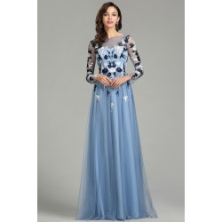 Nádherné nové poměnkově modré tylové šaty s dlouhým rukávem a květy vyšívaným topem