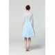 Společenské krátké překrásné jednoduché blankytně modré šaty ke krku s kamínkovým páskem a 3/4 rukávkem