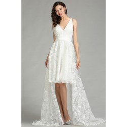 Bílé svatební jednoduché krátké krajkové šaty s oddělitelnou dlouhou sukní alá vlečkou