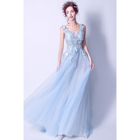 Nádherné poměnkově modré vílí šaty s ojediněle krajkovou výšivkou zdobeným topem a vintage šněrováním na zádech